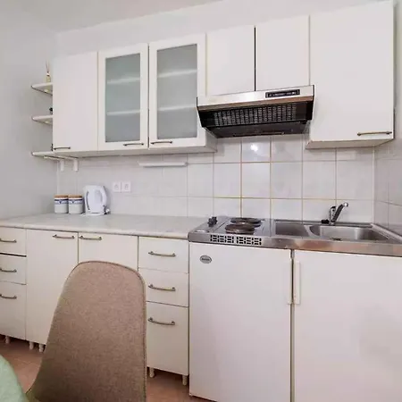 Apartment In 51468
