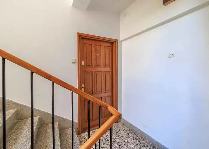 In 51468 * 茨里克韦尼察